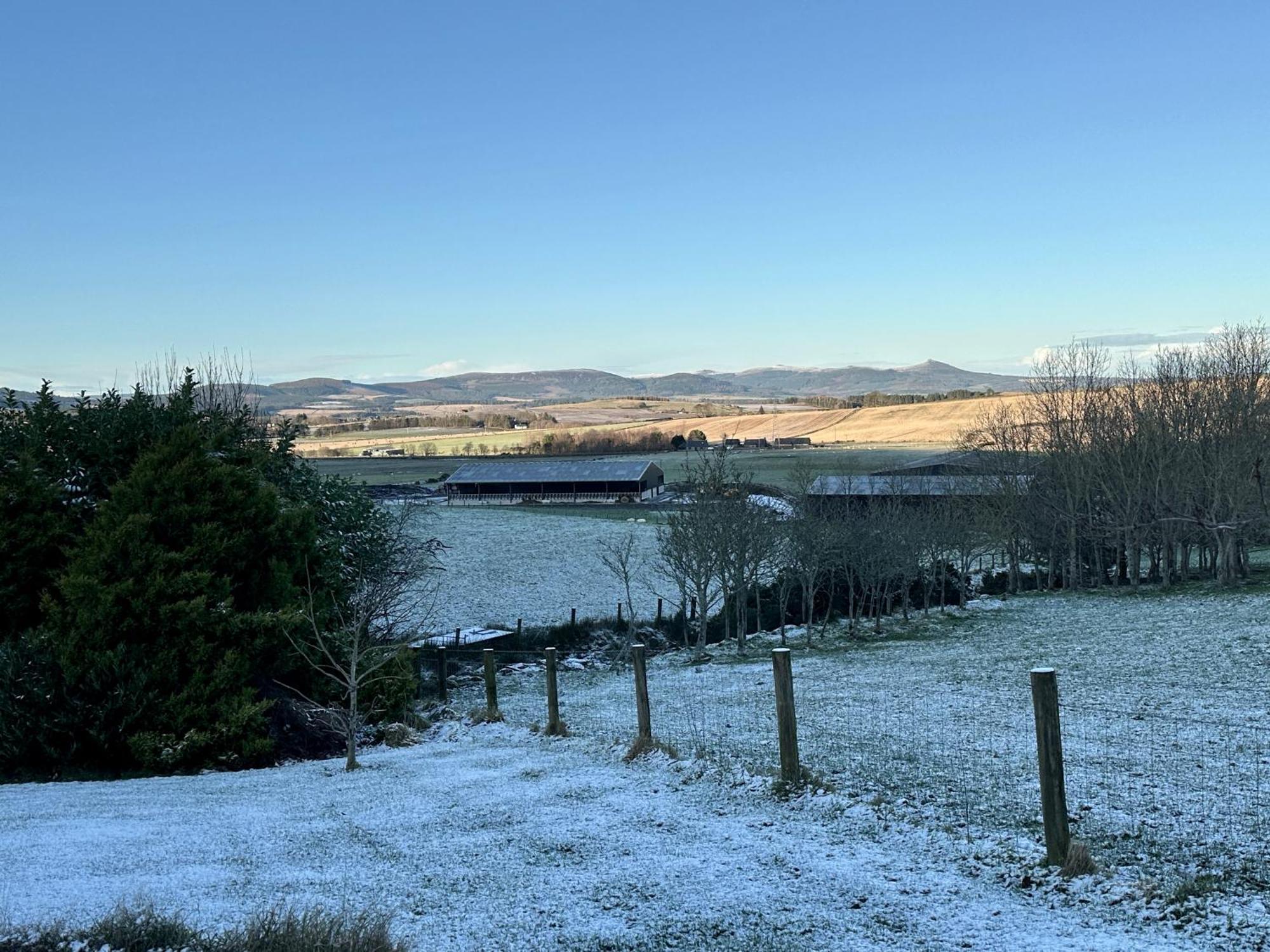 Awakening Alchemy Retreat Centre Bed & Breakfast Inverurie Ngoại thất bức ảnh