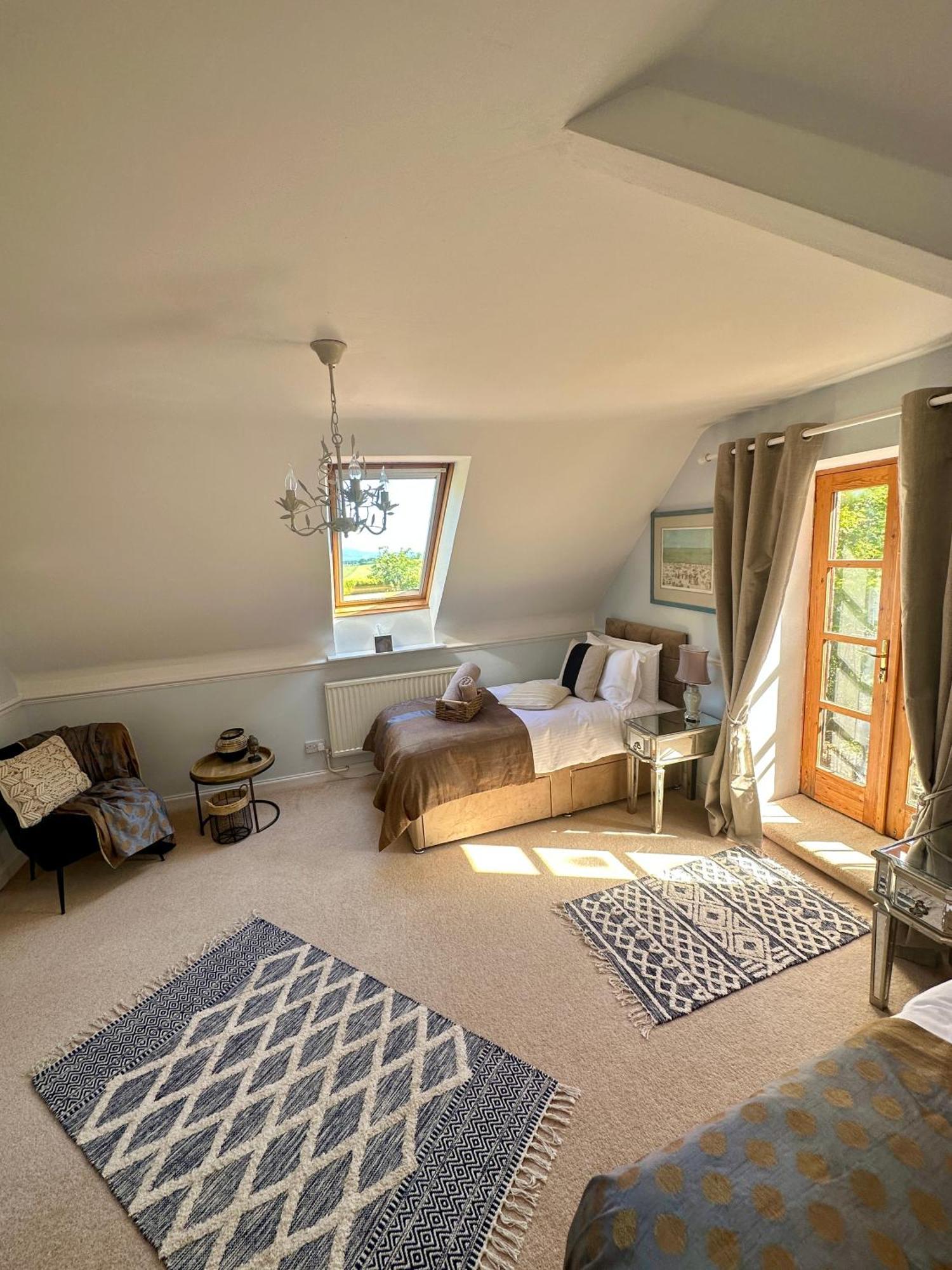 Awakening Alchemy Retreat Centre Bed & Breakfast Inverurie Ngoại thất bức ảnh